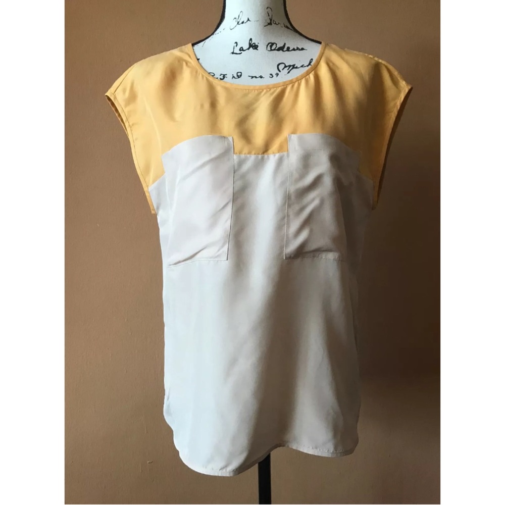 Tibi silk blouse size 2 fits more like 4 or 6